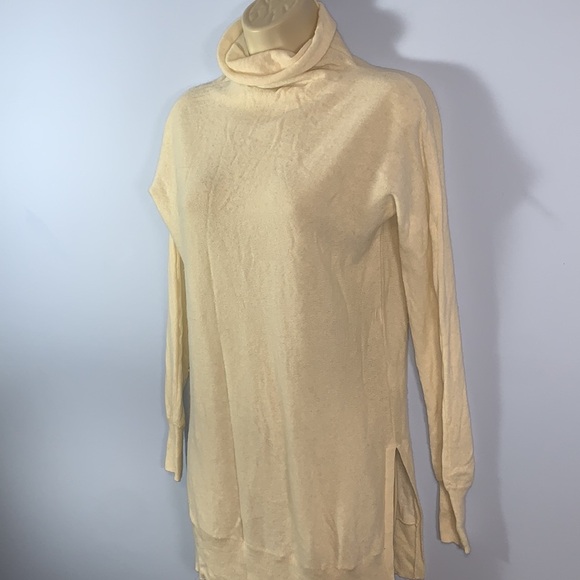 Halogen off white cream cashmere turtleneck sweater side slits soft size XS - Picture 2 of 8